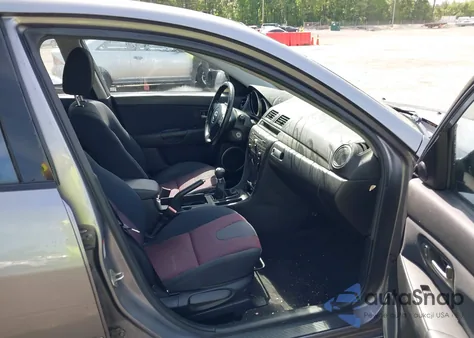 2005 Mazda Mazda3 S from USA, damaged, VIN JM1BK323251313354